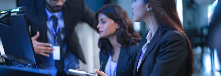 Illustration representing scalable EBITDA improvement across private equity portfolio companies using FinOps and workload consolidation.